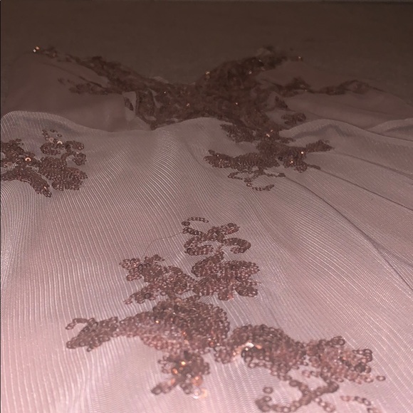 Worn once - Picture 2 of 2